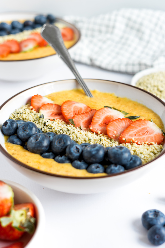 Oranje smoothie bowl speciaal voor Koningsdag